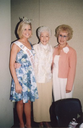 May 2009 Luncheon - Miss Tennessee Contestant Aston Elizabeth Doane